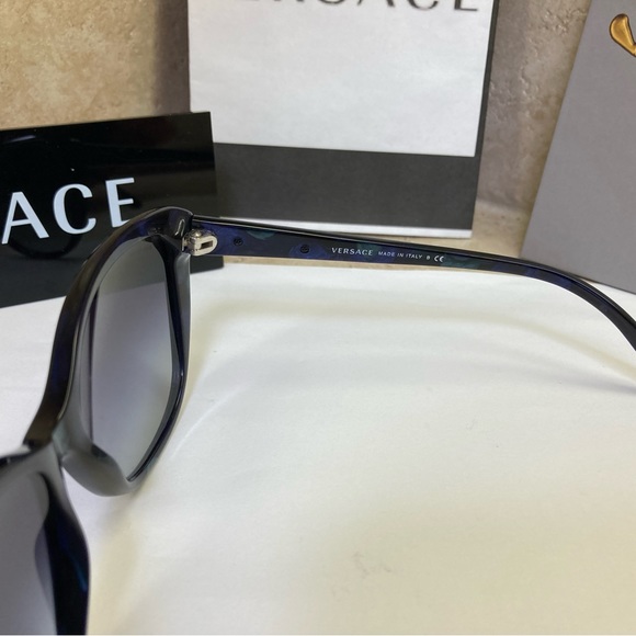 New Versace MOD4264-B 5127/8G. Blue Green Butterfly Shape Sunglasses - Picture 12 of 16